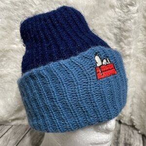 VINTAGE Snoopy Knit Blue Beanie Hat Cap Excellent Condition